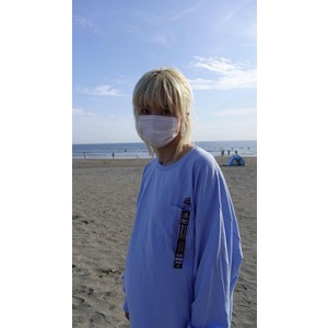 Embroidery Nuef pocketable long T-shirt